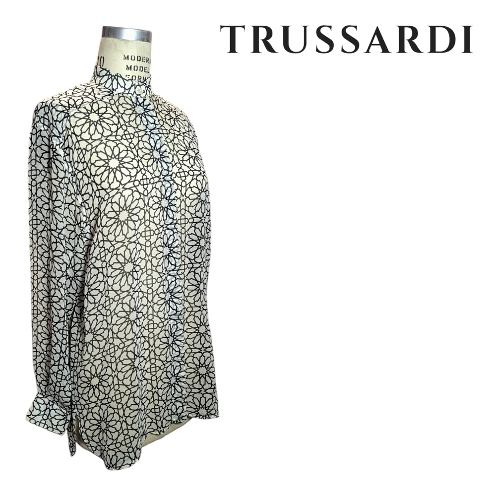 Trussardi - 100% Silk; Chic sheer button down; geometric floral art deco print